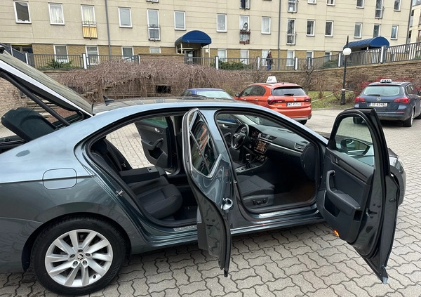 Skoda Superb cena 69999 przebieg: 248533, rok produkcji 2019 z Dobczyce małe 436